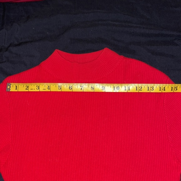 Benetton Sweater - Picture 4 of 5